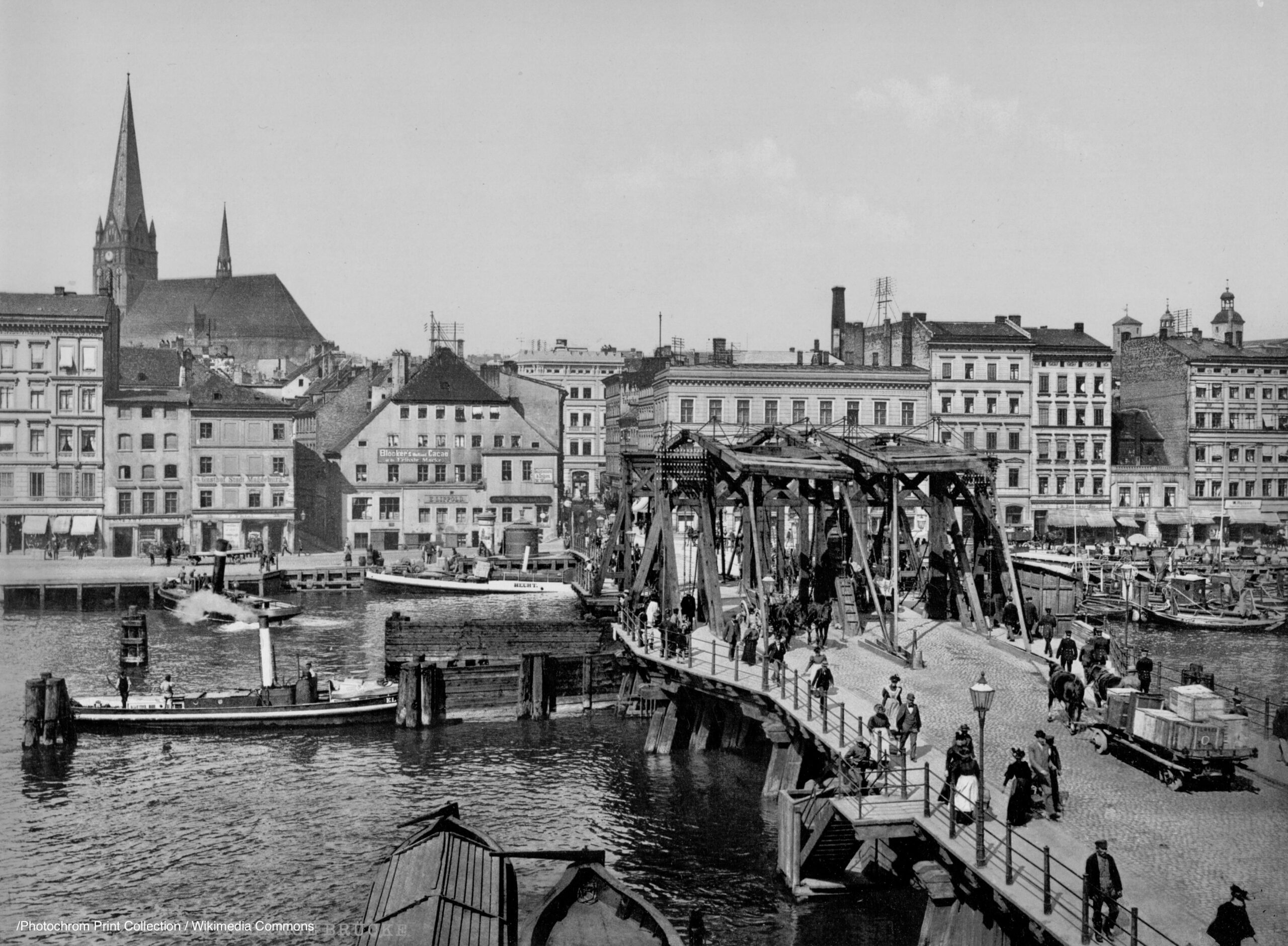 Photograph of the Great Bridge in pre-war Stettin, Germany