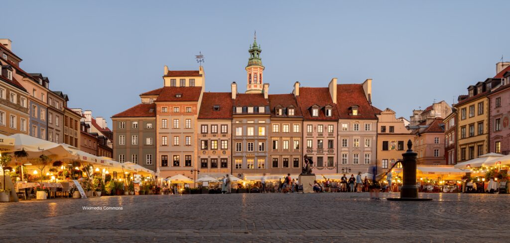 Photograph of Warsaw Old Market Square 2025
