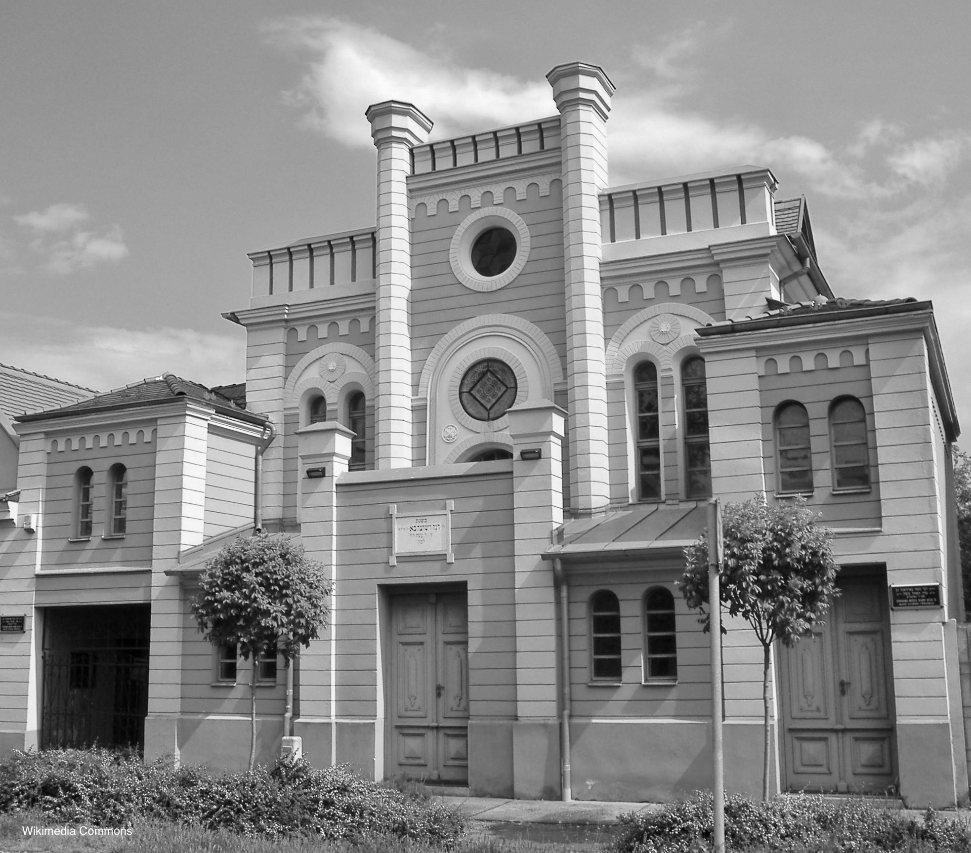 Photograph of the Orthodox Synagogue Makó, Hungary.