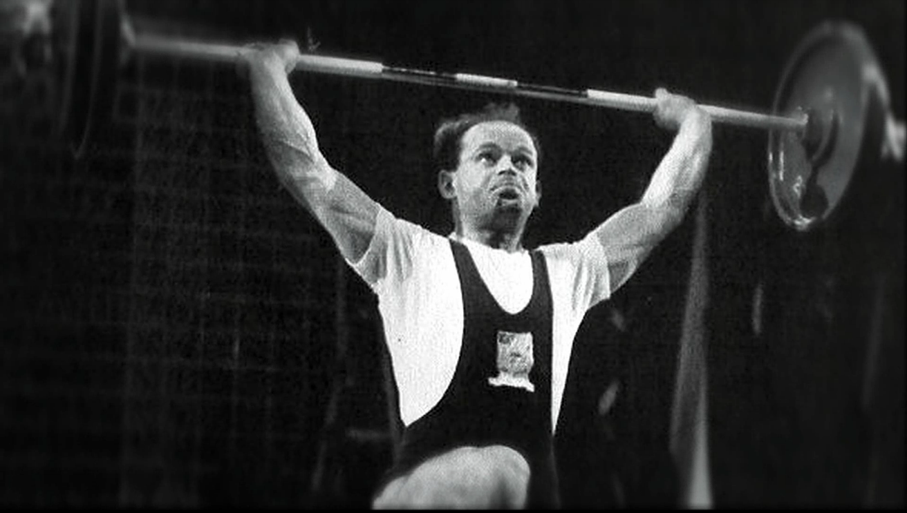 Photograph of Ben Helfgott training.