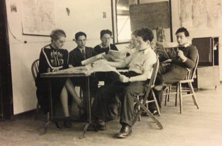 Marie Paneth with members of the Boys