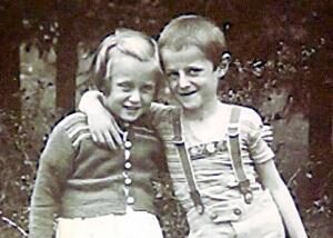 Photograph of Paul Loewner and his sister Hanna Tanner before World War II.