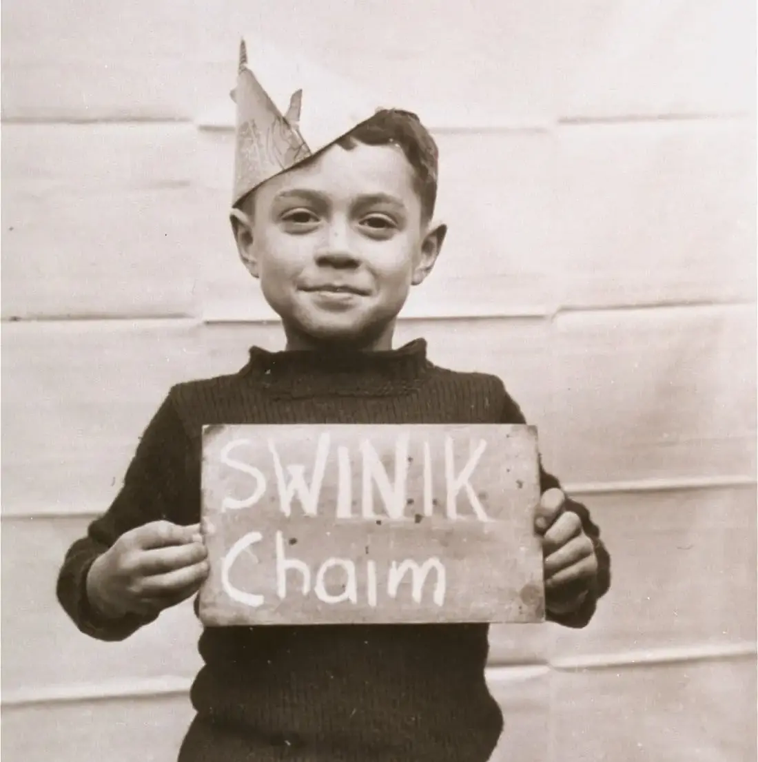Photograph of Chaim Swinik in Kloster Indersdorf, Germany in 1945.