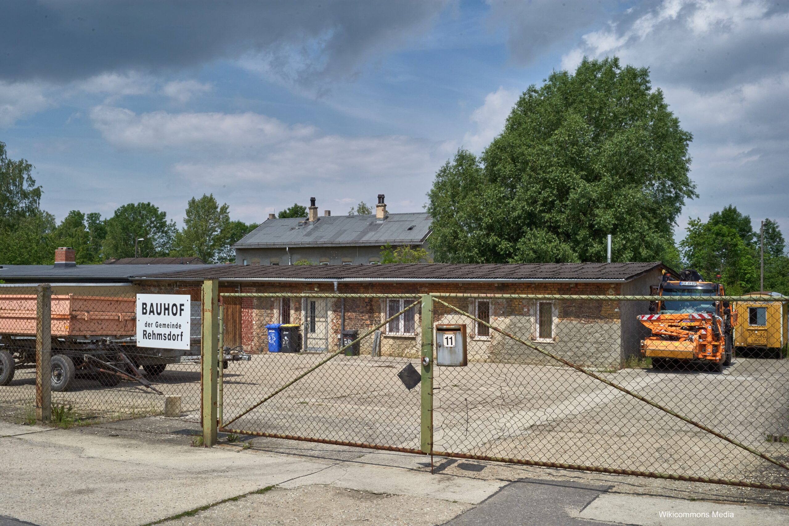 Rehmsdorf State Memorial.