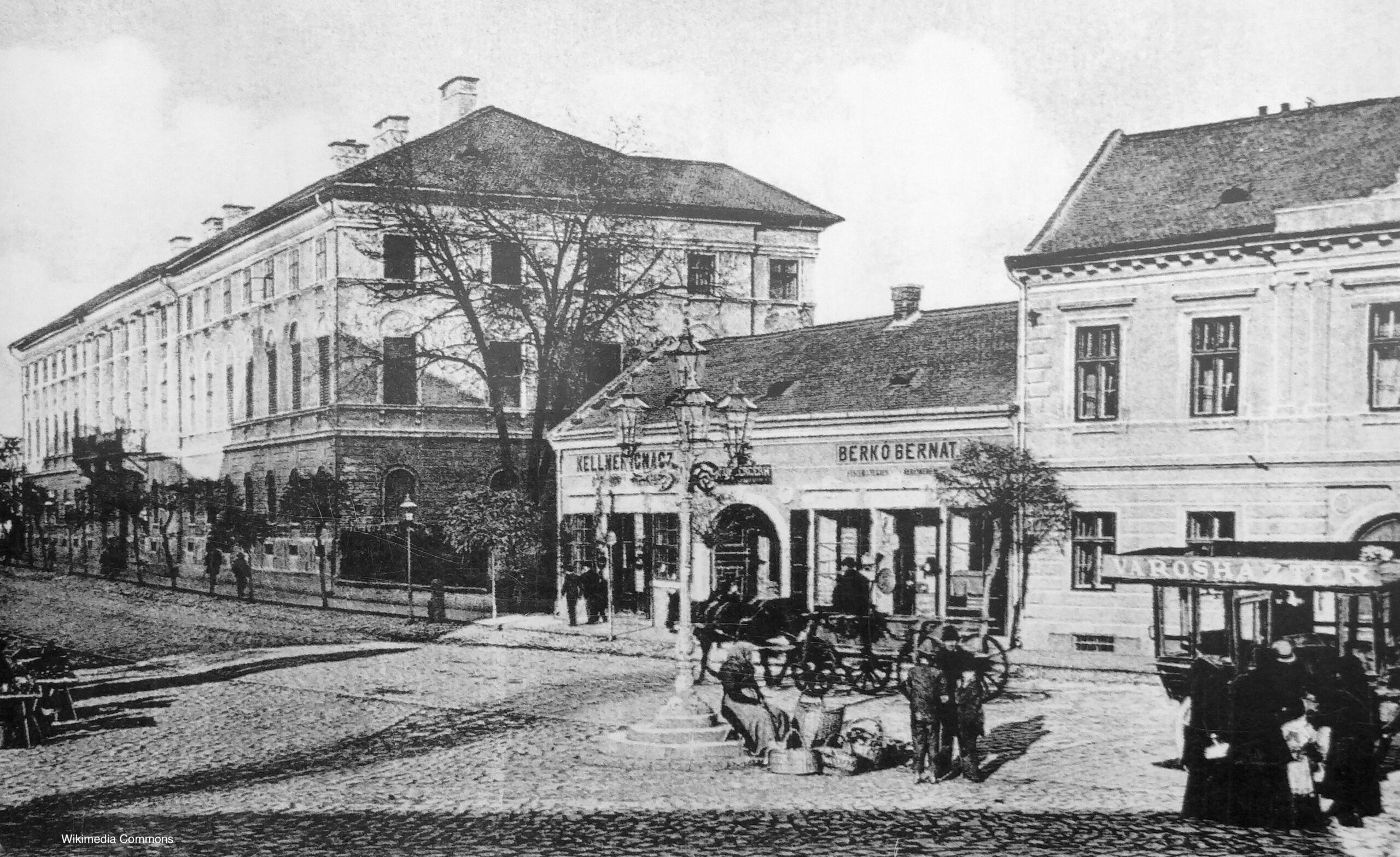 Photograph of Városház Square, Miskolc,1897.