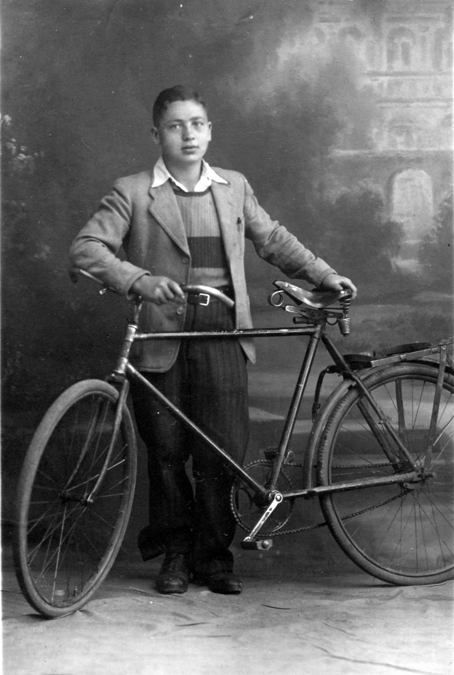 Photograph of Zvi Brand